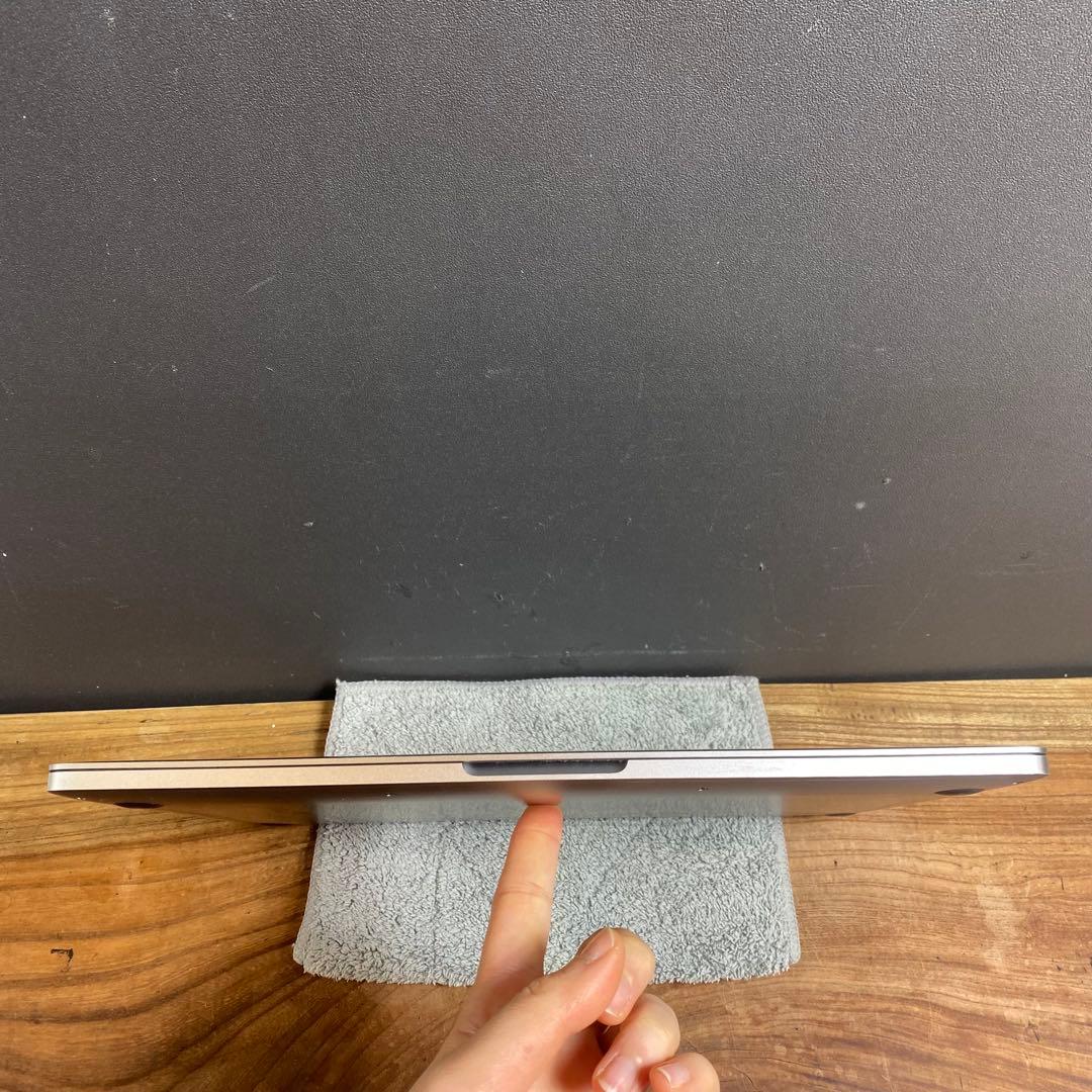 qwert8450 さま！MacBook Pro 13inch 2019/335