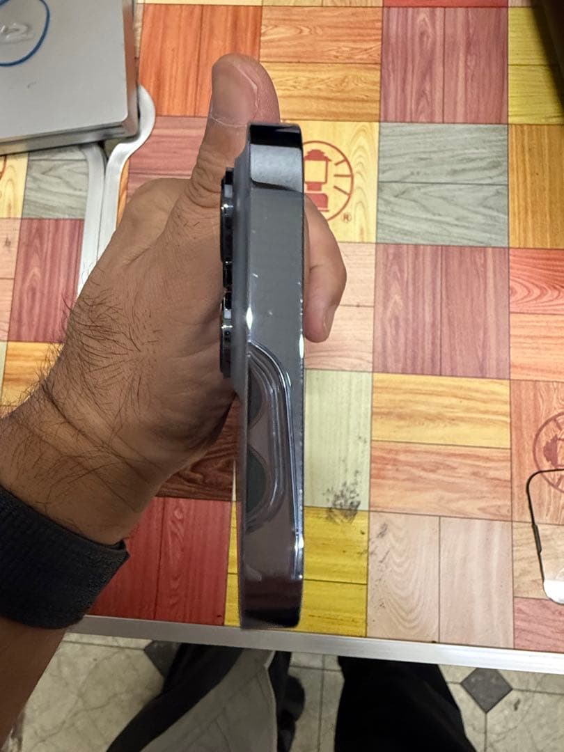 Apple iPhone 13 Pro 1TB. シエラブルー