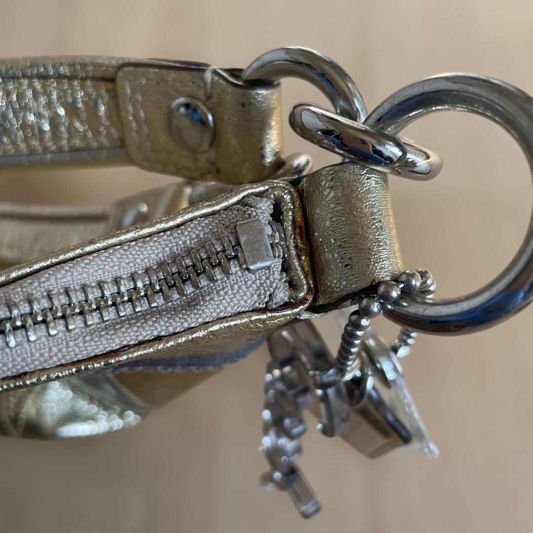 COACH メタリックゴールド ショルダーバッグ