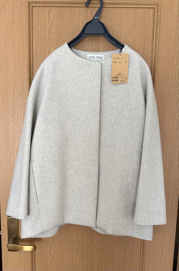 oka＊kon⭐︎BEARDSLEY後ろぷっくりウールショートコート