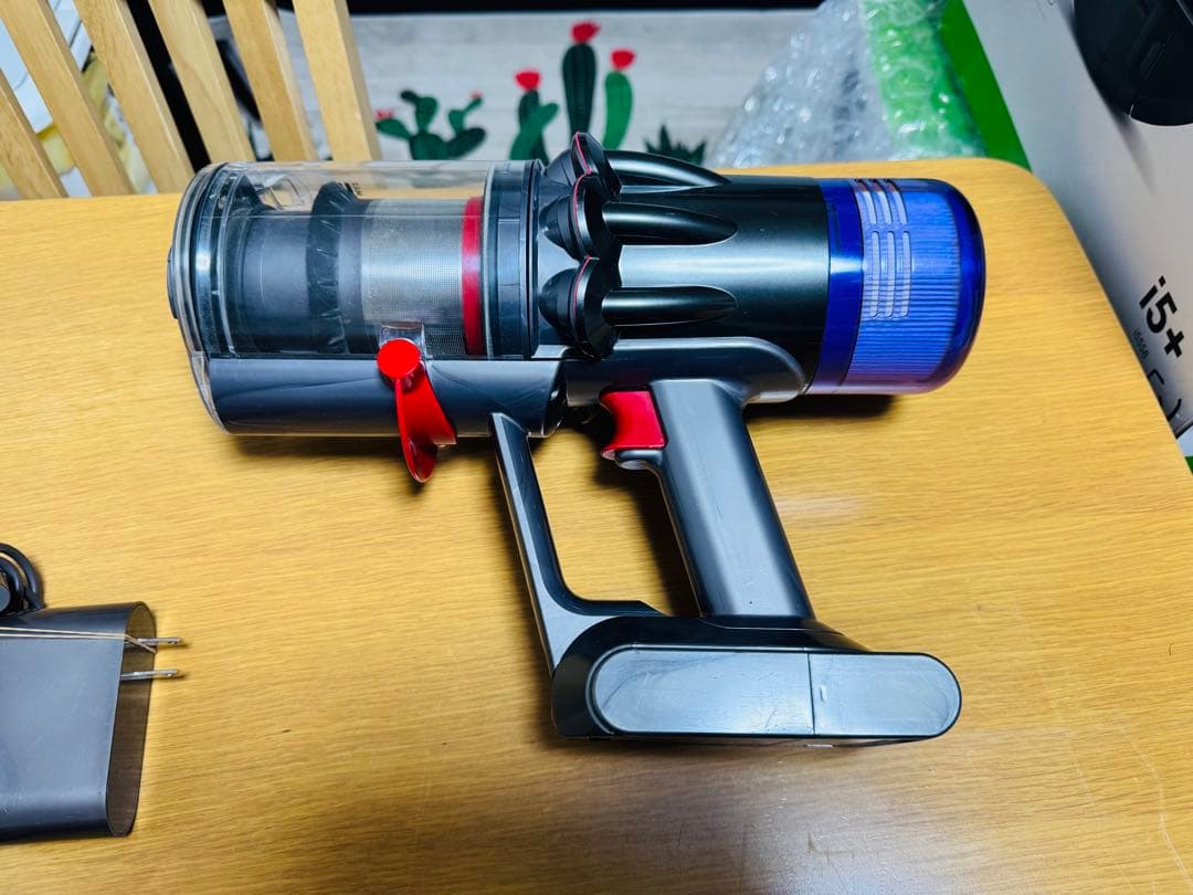 中古品 dyson SV18 動作確認・簡易清掃済み ダイソン [30]