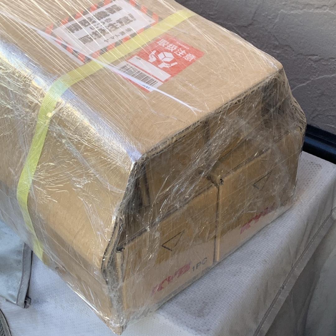 新品 KYBカヤバ EXｔａｇｅエクステージ 1台分 200系ハイエース2WD用