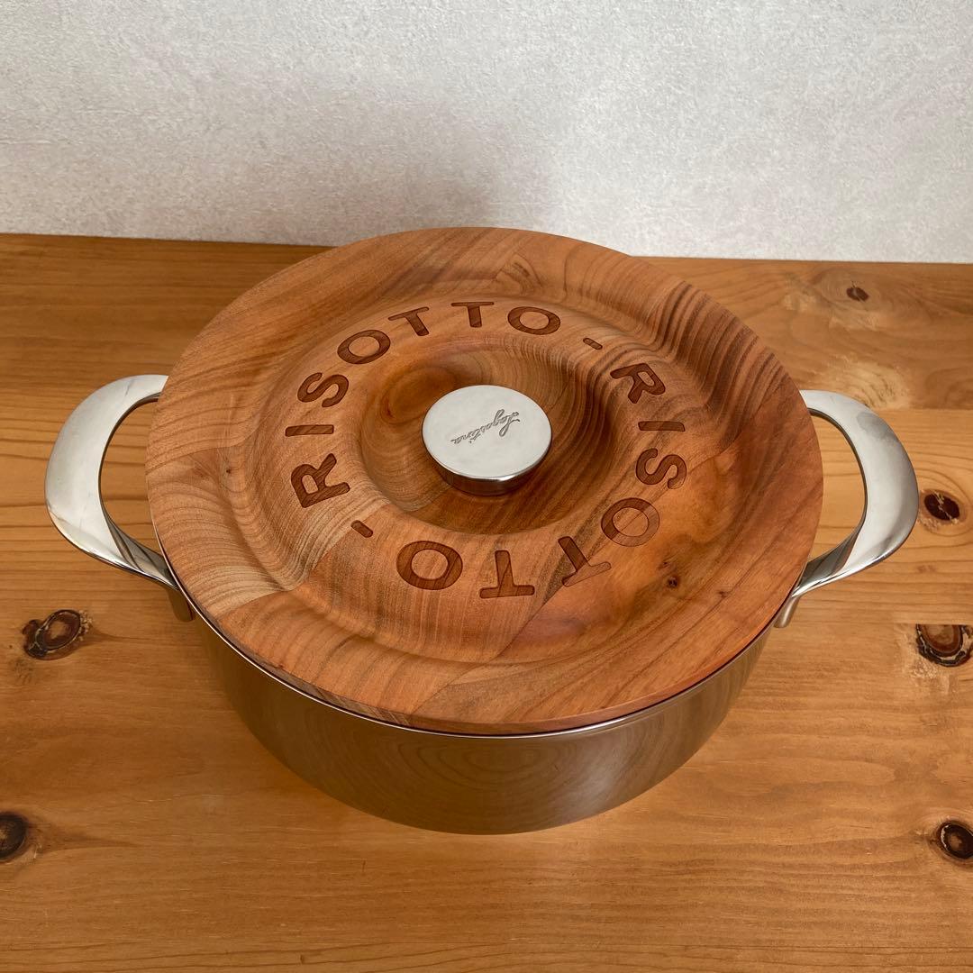 【新品】ラゴスティーナ　ステンレス製 リゾット鍋 　木製鍋敷付き
