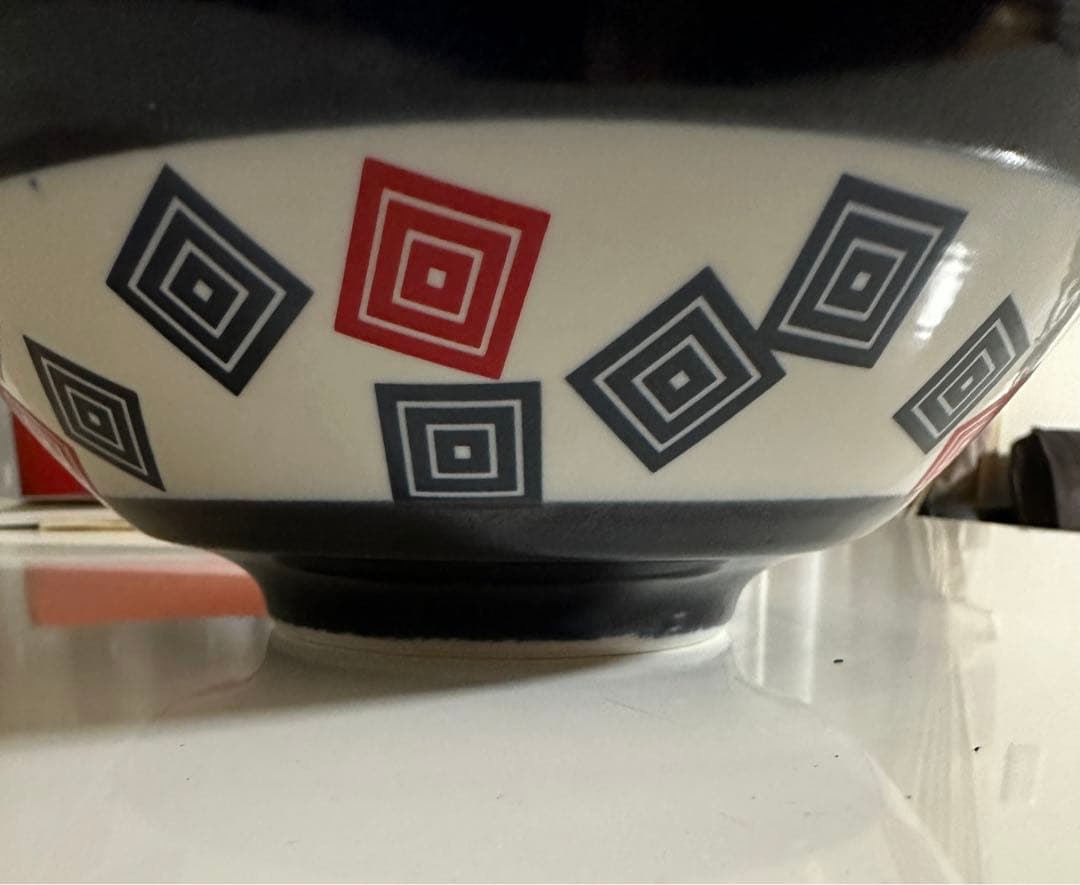 太一商店のどんぶり