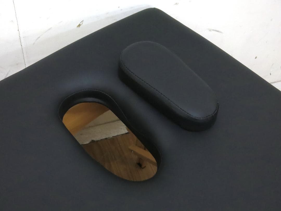 エステベッド/マッサージベッド/有孔/折りたたみ/サロン 施術/ブラック