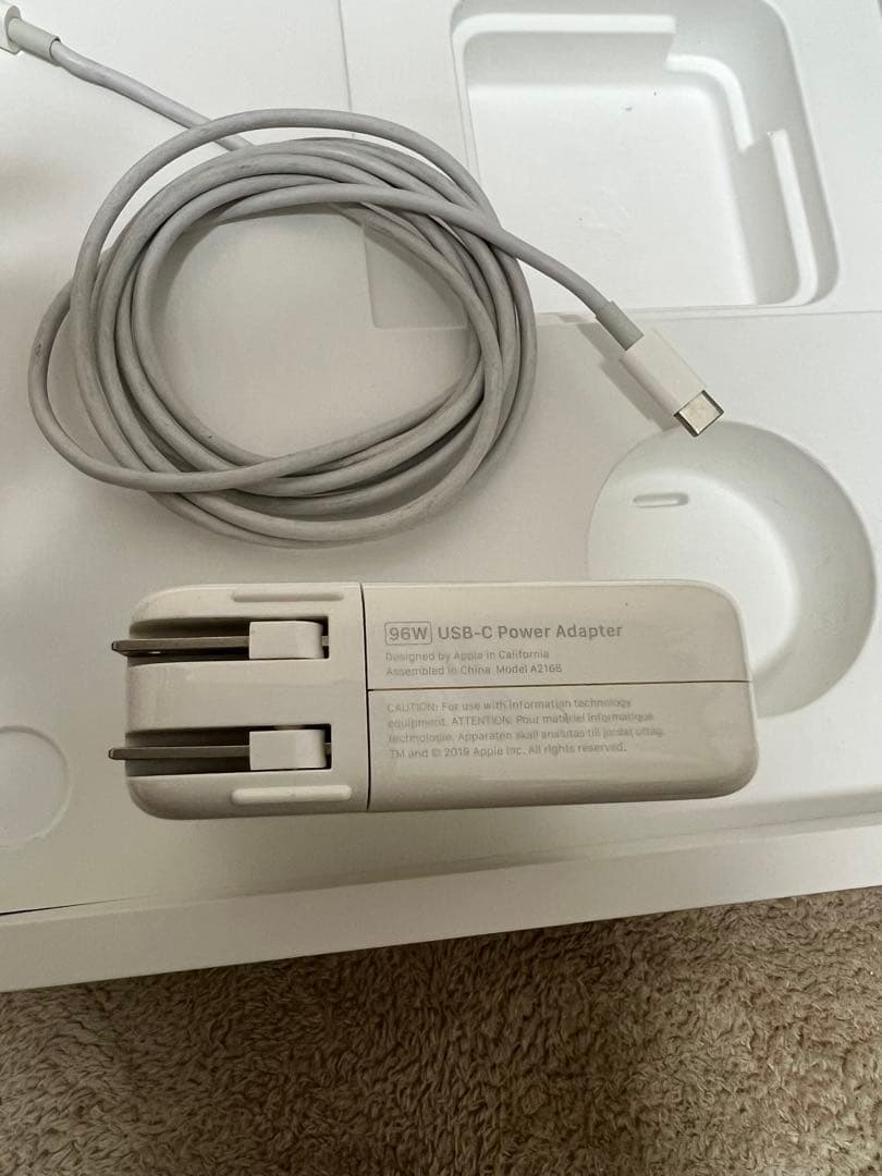 MacBook本体 MacBook Pro 2019 16inch 2TB 32GB core i9