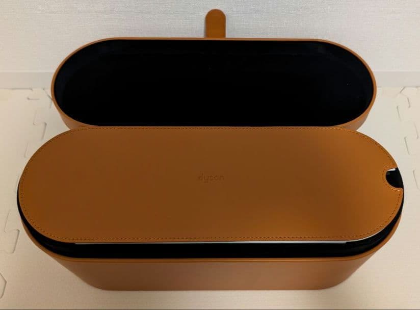 【dyson/ダイソン】エアラップドライヤーSH01 アタッチメント付