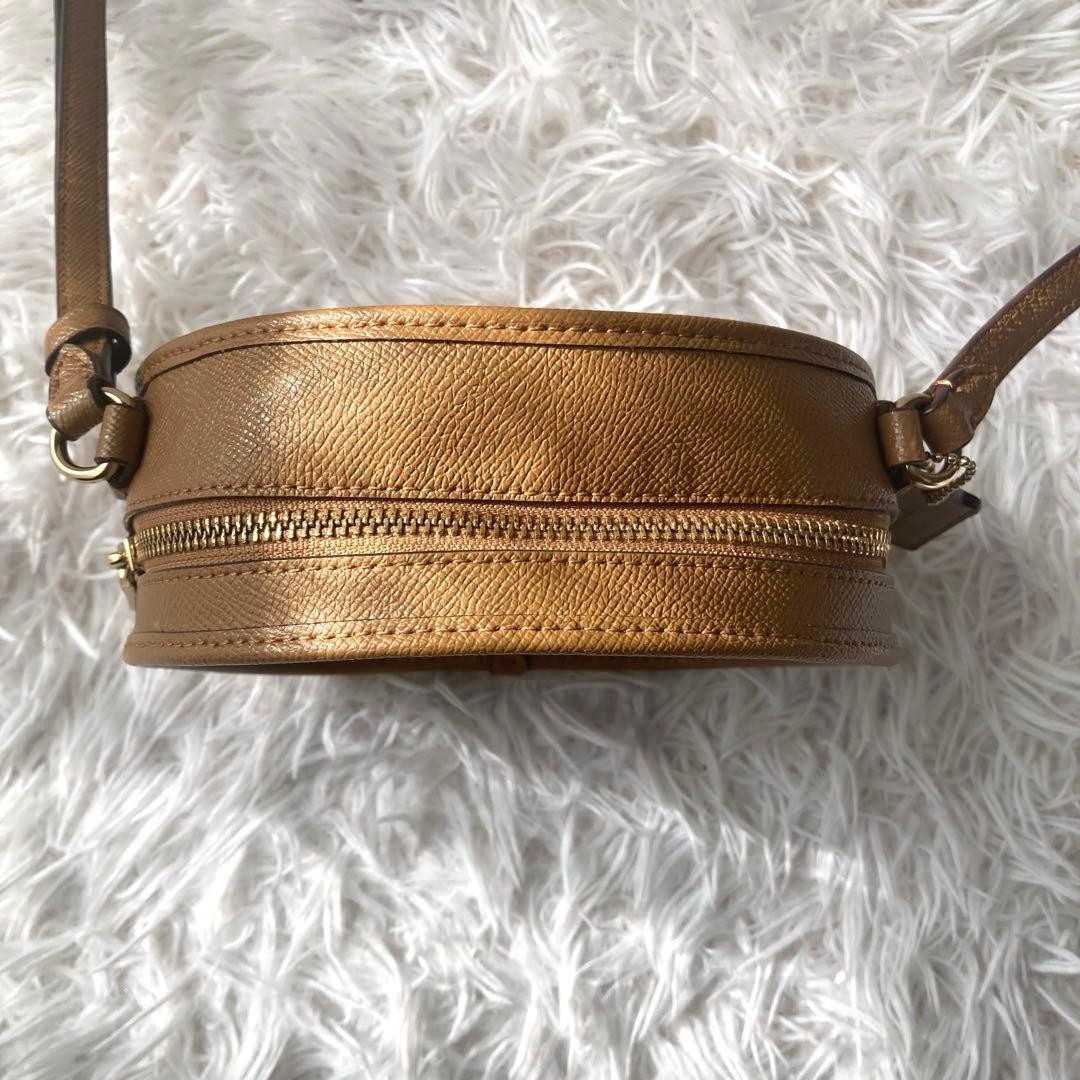 未使用級　現行　コーチ　ショルダーバッグ　キャンティーン　クロスボディ　レザー