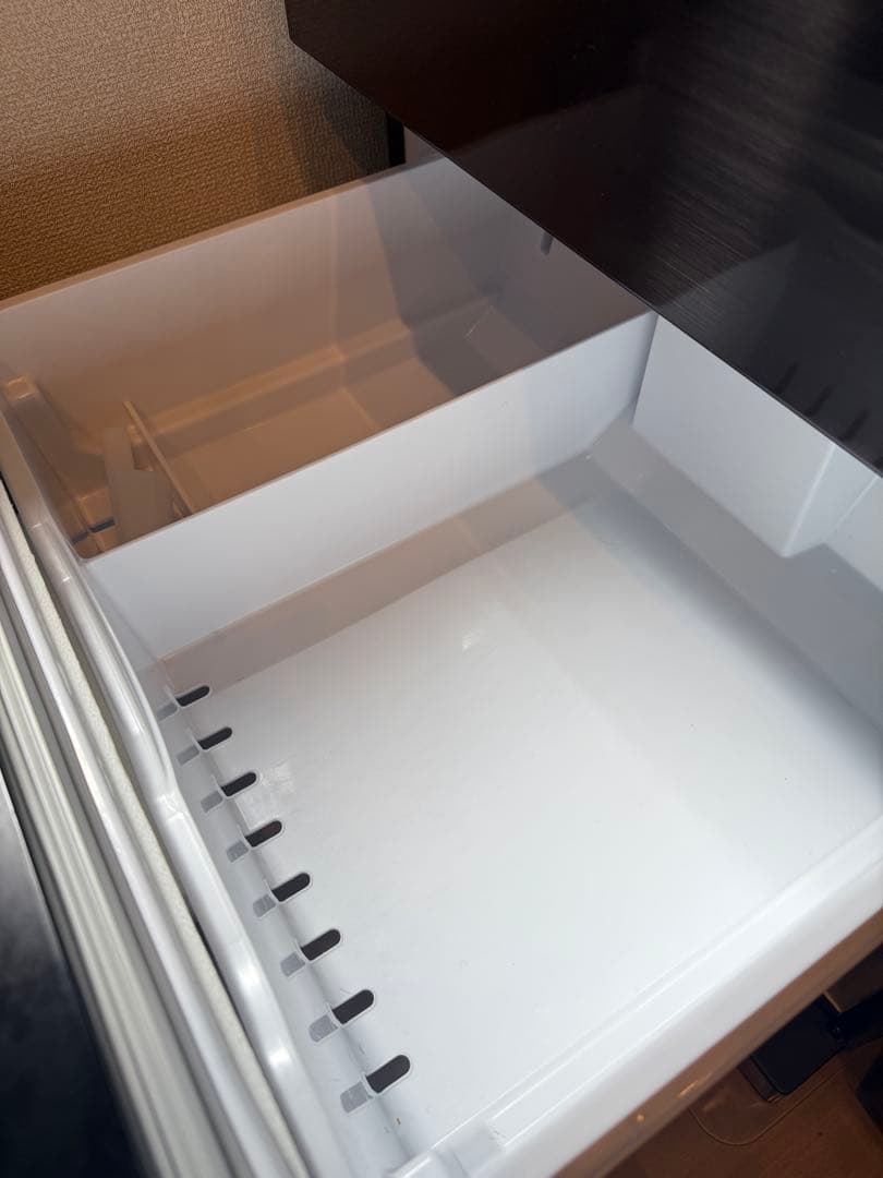 Crude Shin　日立冷蔵庫　R-V38NV（K）　375L ３ドア