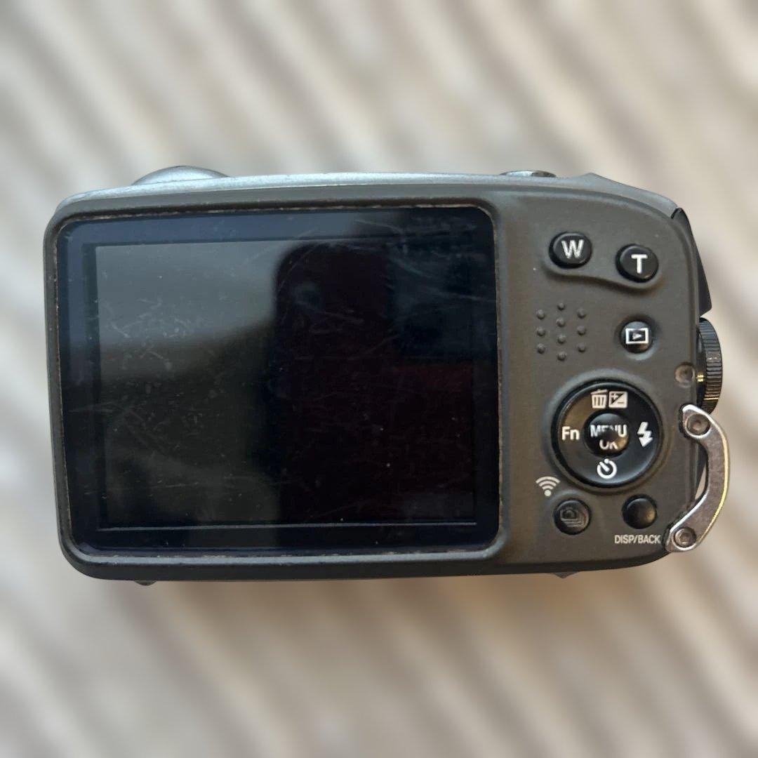 【ジャンク】デジカメ　FUJIFILM　FinePix　XP140