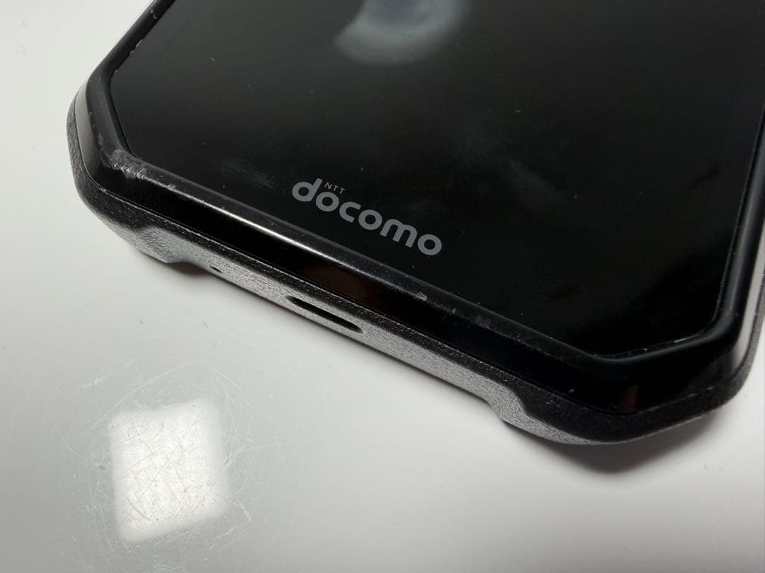 NTTdocomo Dura Force 京セラ KY-51D