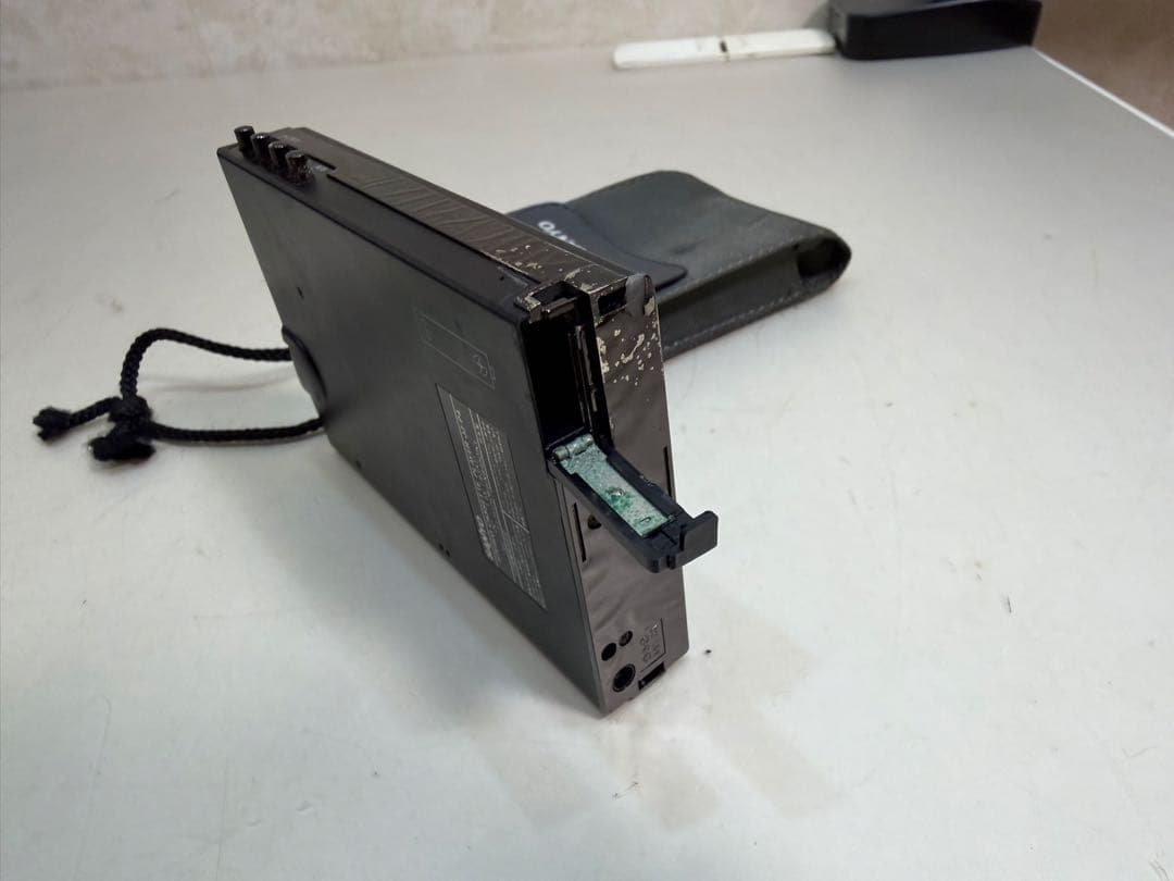 SANYO JJ-P4 レッド カセットプレーヤー