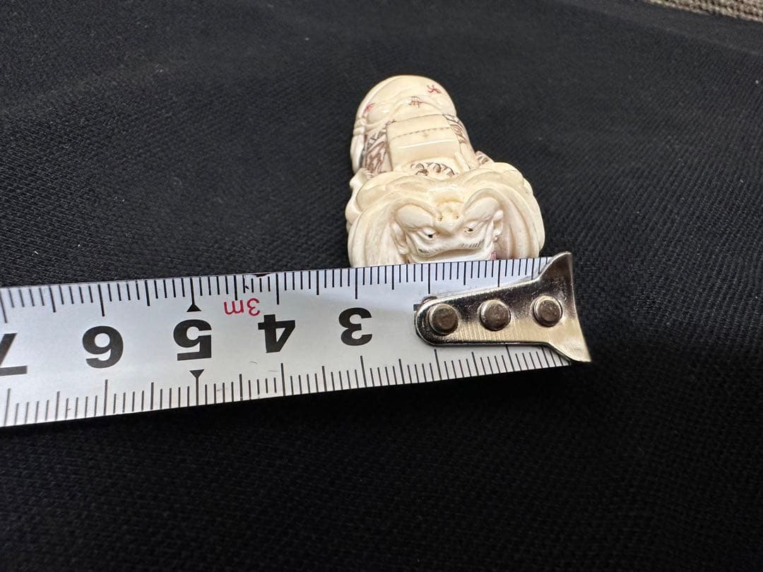 根付　天然素材　マンモス　象牙調　彫刻 古美術