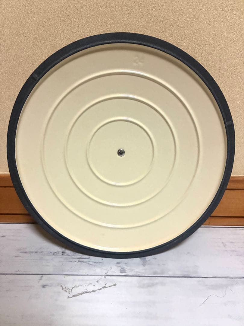 新品　CHASSEUR サブライム ラウンドキャセロール　24cm 両手鍋