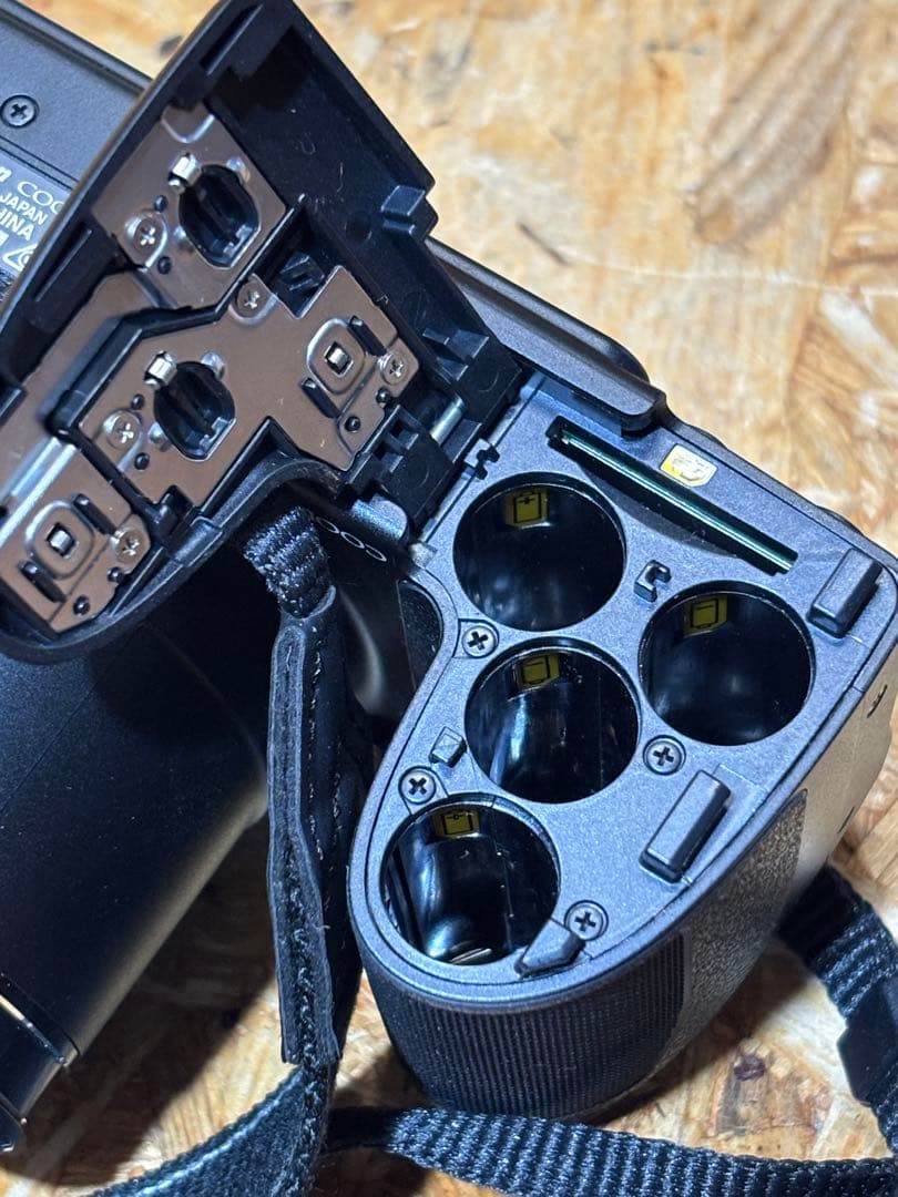 デジタルカメラ Nikon COOLPIX L340 2016万画素