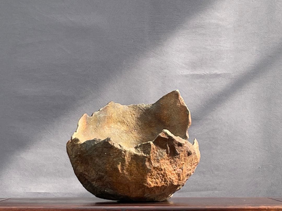 三河盆栽　鞍馬石　鉢