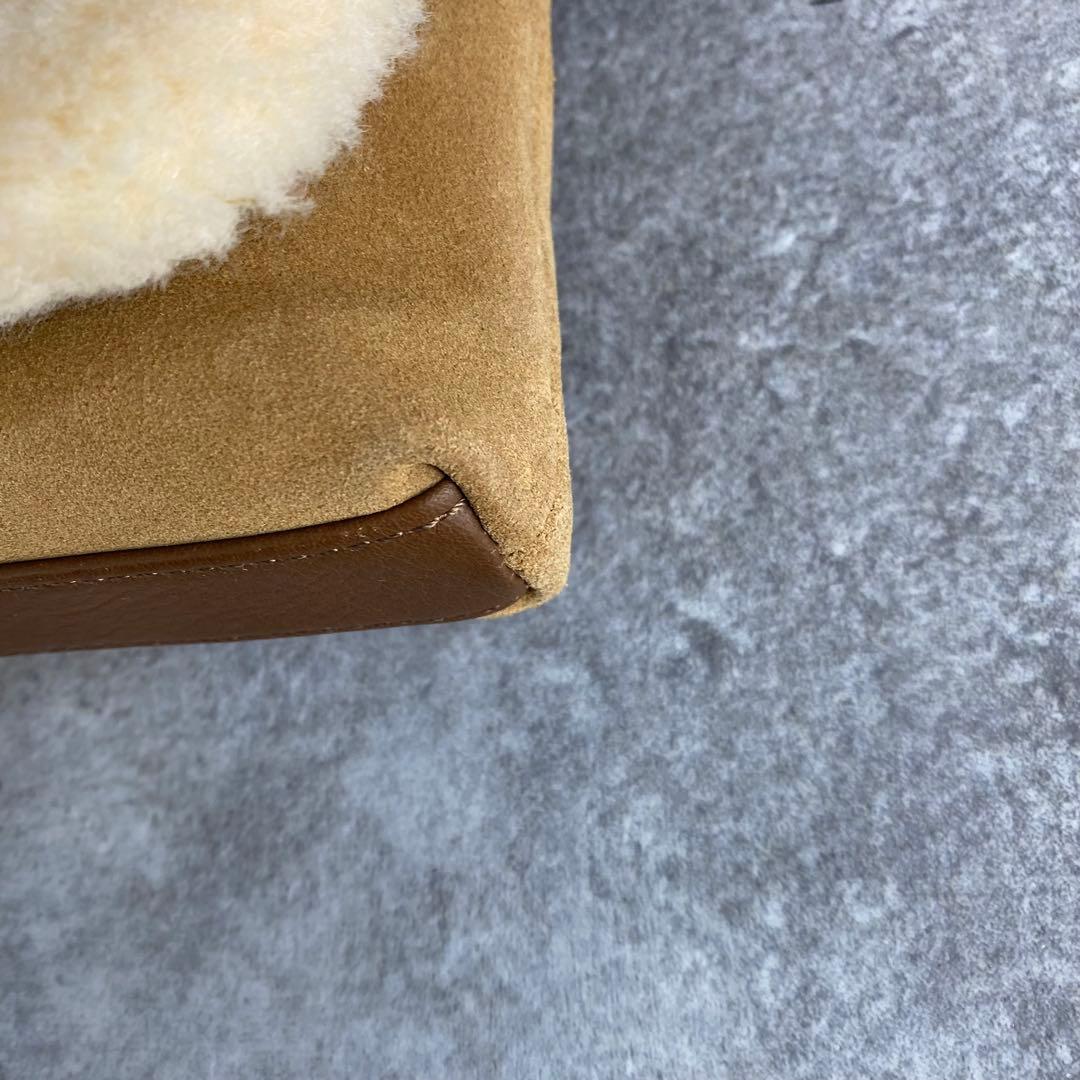 良品 UGG アグ シープスキン ショルダーバッグ スエード本革 ボア ムートン