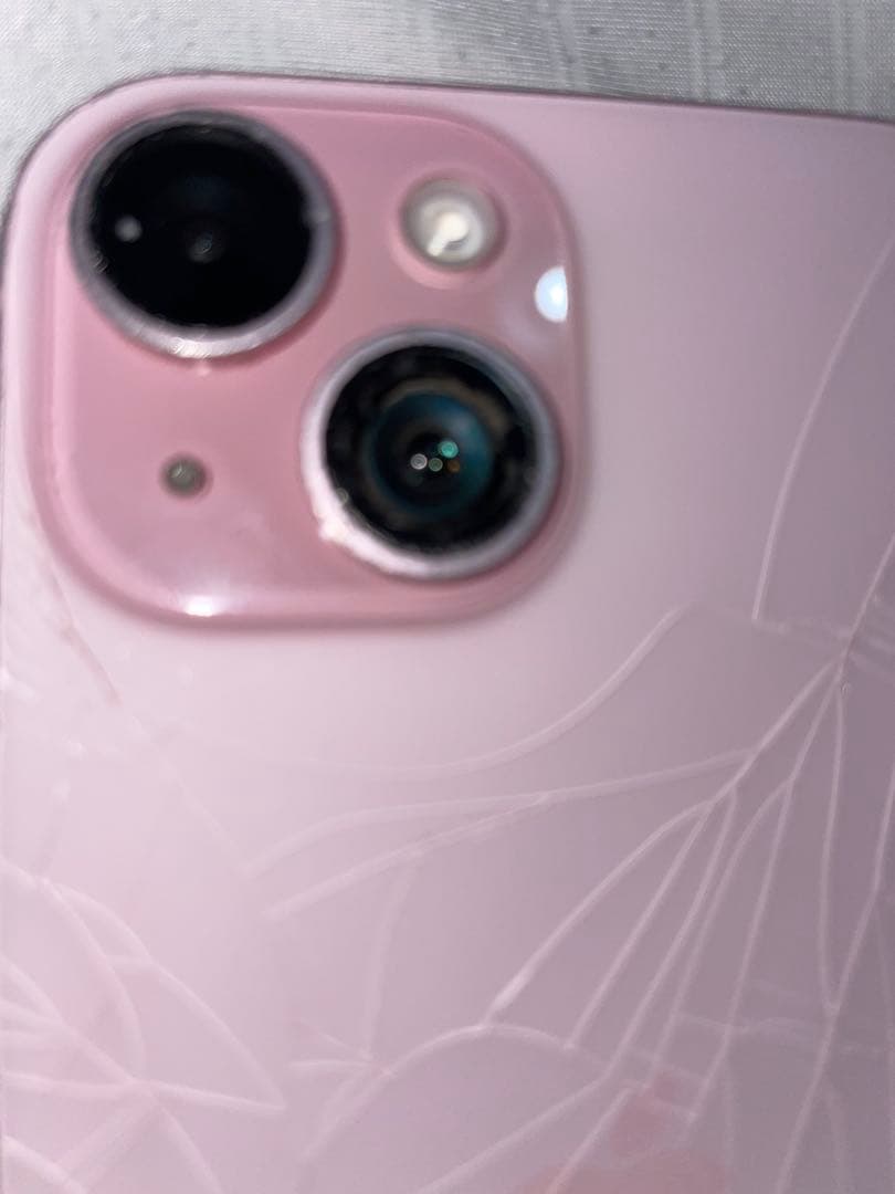 iPhone 15ピンク 画面・背面ひびあり ジャンク