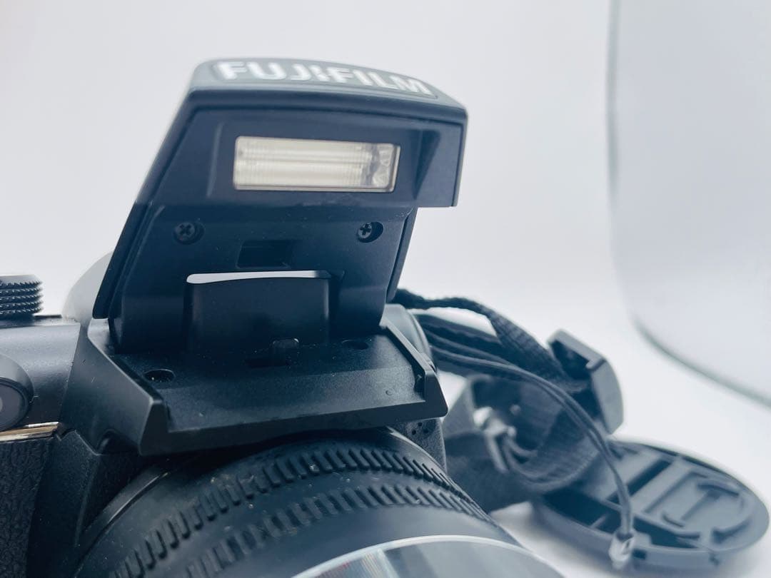 デジタルカメラ FUJIFILM FinePix S4500