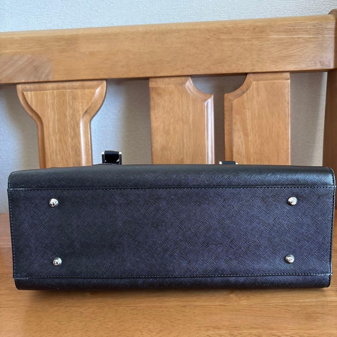 Burberry バーバリー レザーハンドバッグ ノバチェック 黒 ブラック