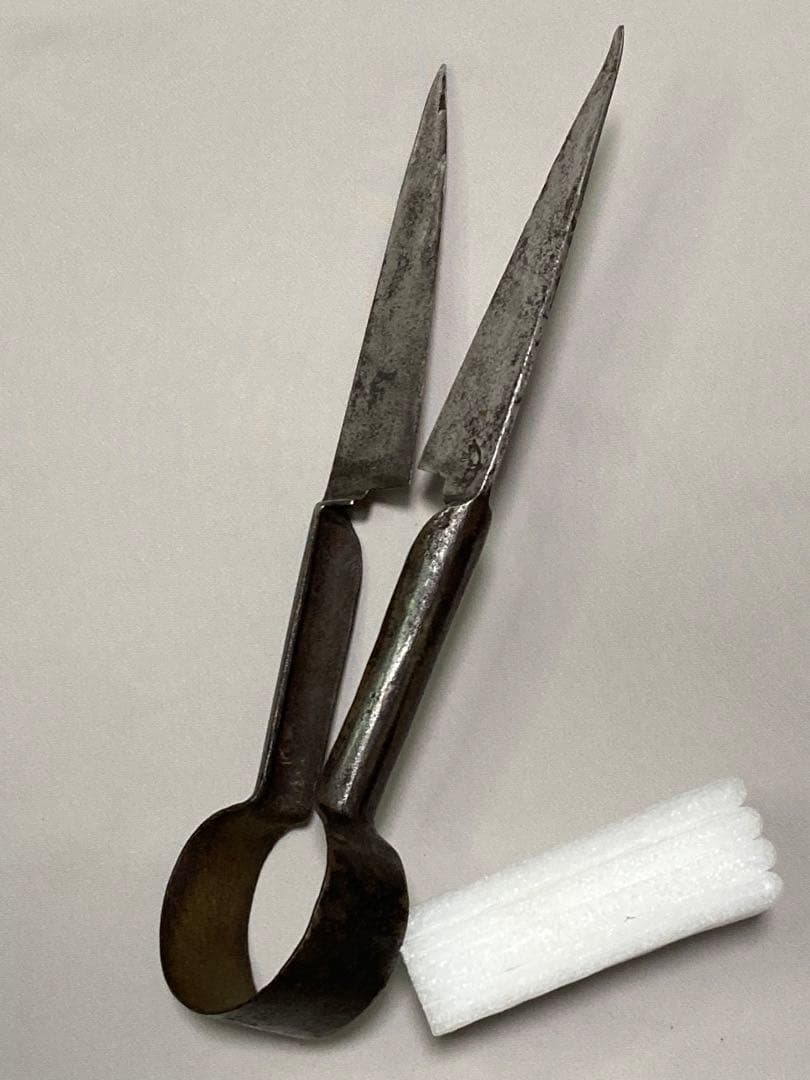 古道具　羊毛　毛刈りバサミ　特大ハサミ　鋏　ウール　羊　吊るされる羊の刻印