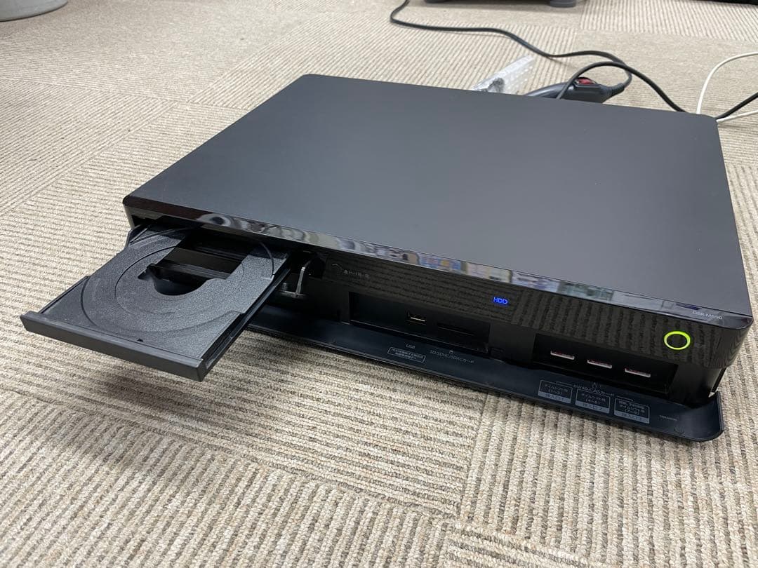 TOSHIBA DBR-M590 ブルーレイレコーダー　ジャンク品