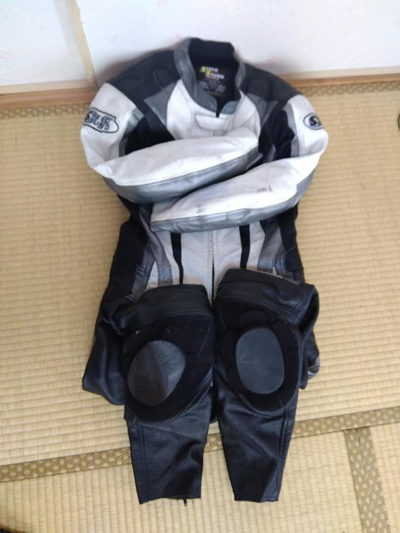 SPEED of SOUND スピードオフサウンド レーシングスーツ L/スリム