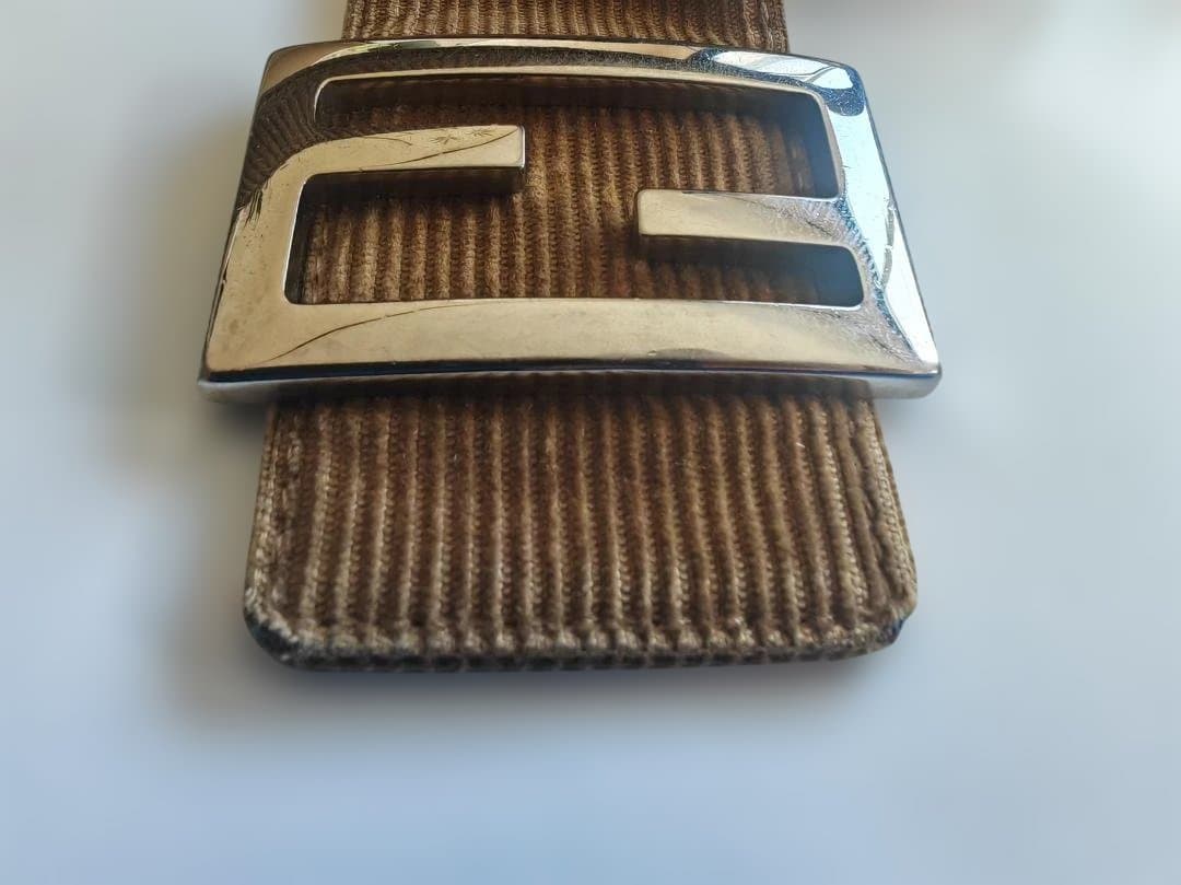 フェンディ　マンマバケット　スエード