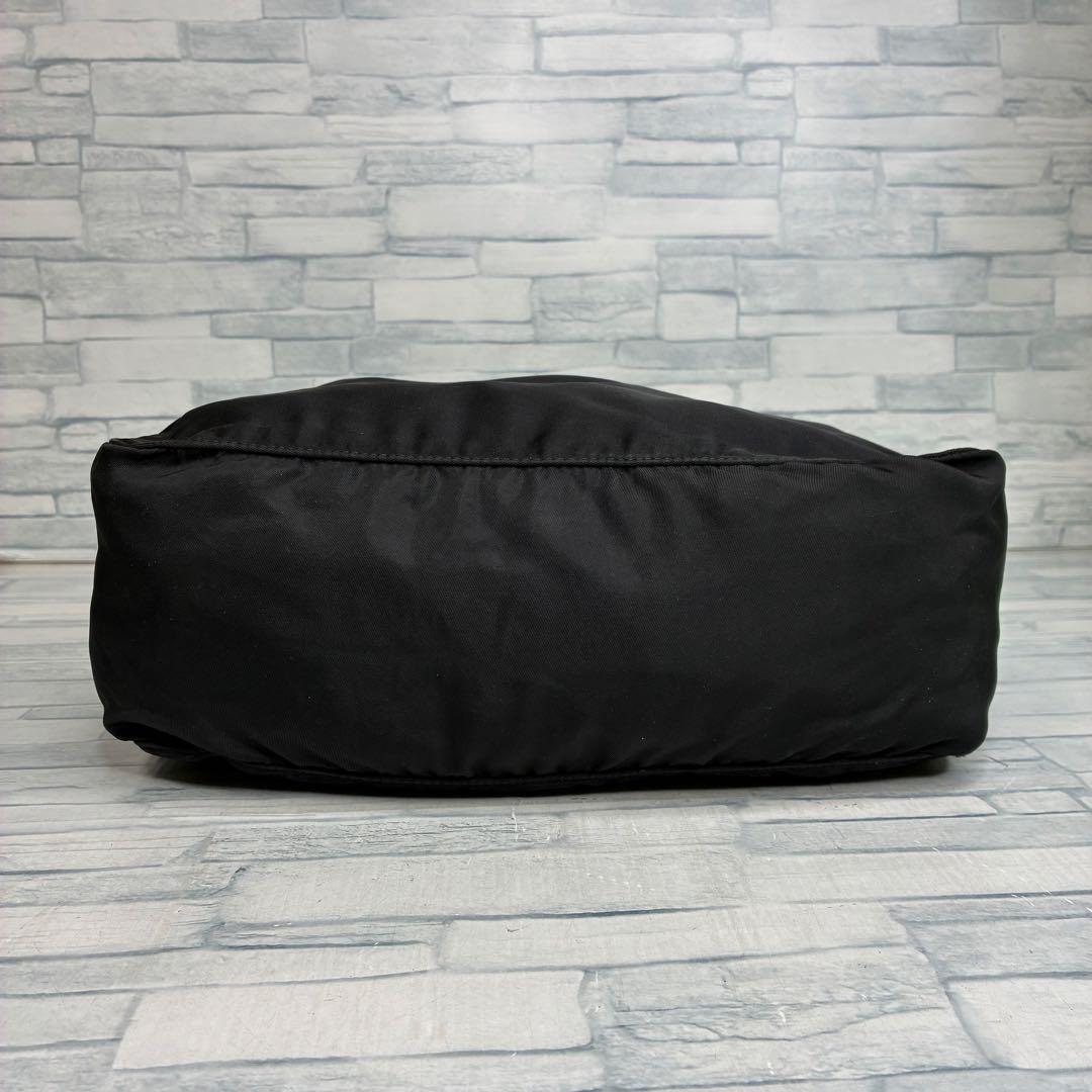 極美品　150 PRADA プラダ　ハンドバッグ　ブラック　ナイロン　kq4