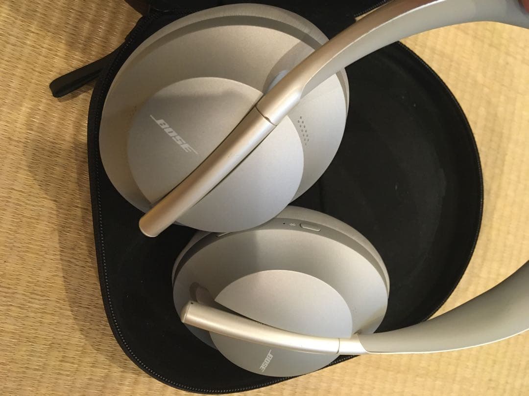 ヘッドホン Noise Cancelling Headphones 700