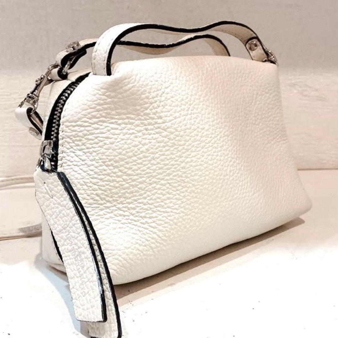【美品】GIANNI CHIARINI アリファ S ショルダーバッグ　ホワイト