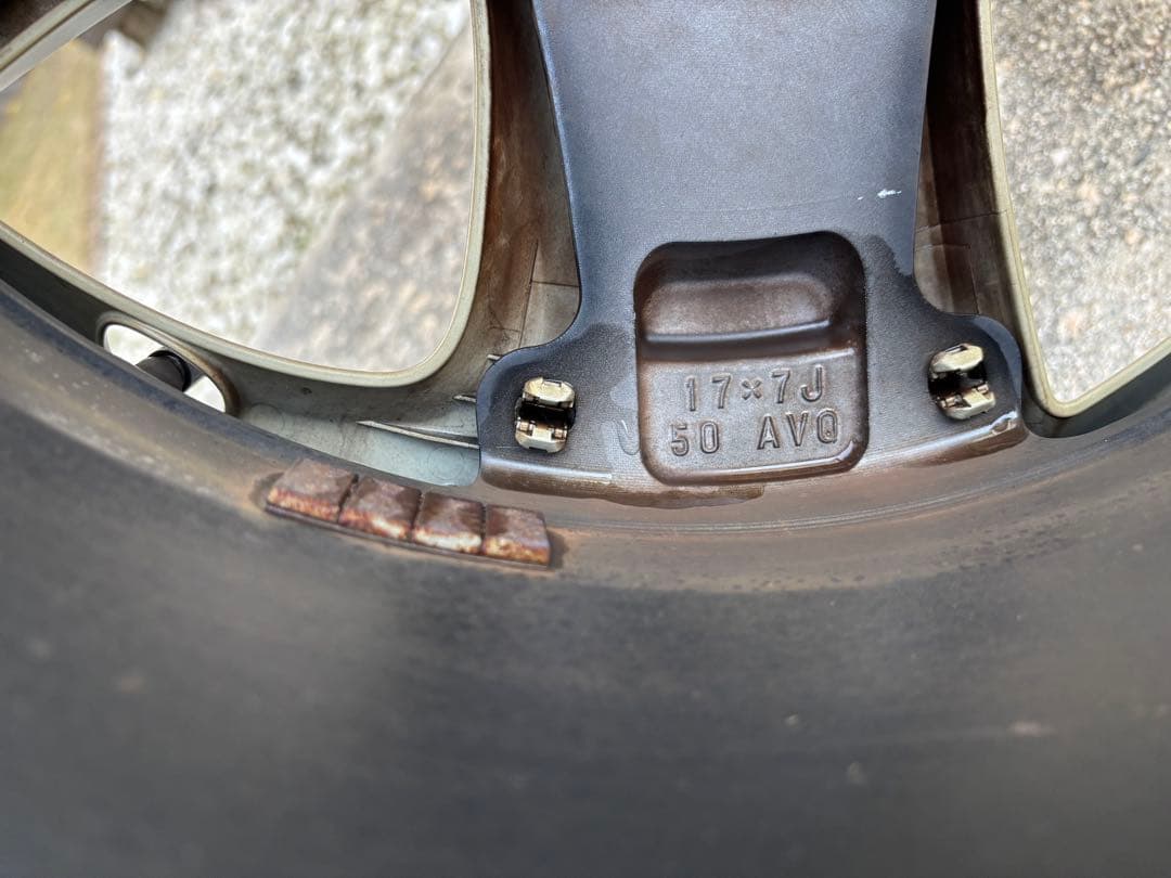 トヨタ 50プリウス純正ツーリング　S17インチ タイヤホイールセット