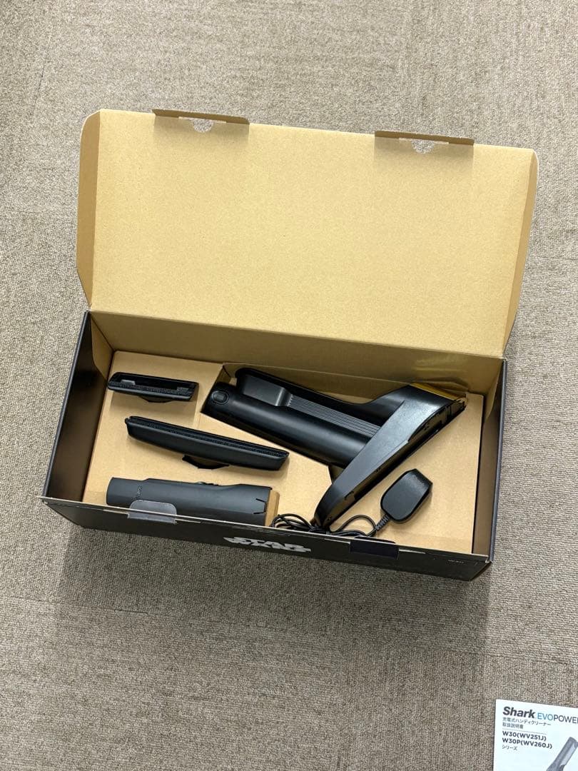 新品同様 シャークEVOPOWER W30 【C-3PO】 スターウォーズコラボ