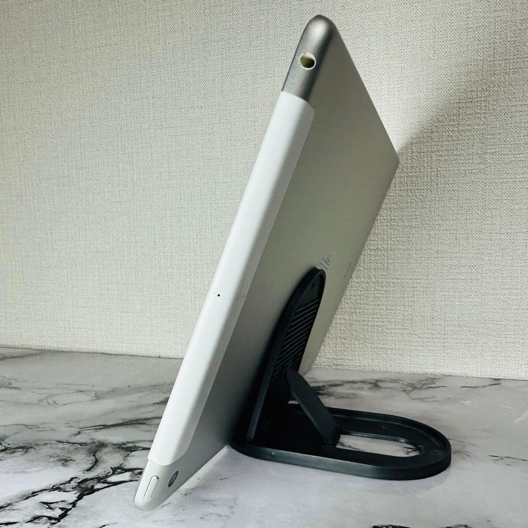 iPad 第6世代 Wi-Fi + Cellular 32GB SIMフリー