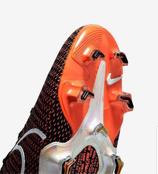 ナイキ マーキュリアル ヴァイパー 13 エリートFG　限定モデル