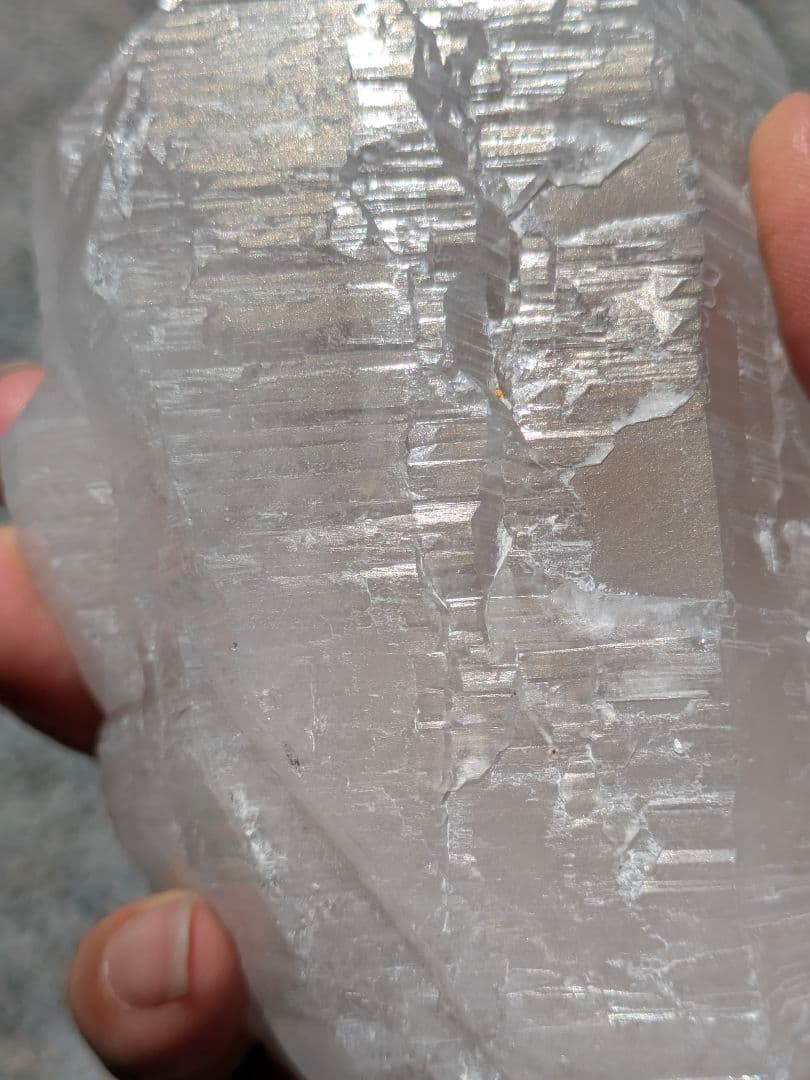 minimalist　チベットカイラス山水晶　　862グラムダブルポイント