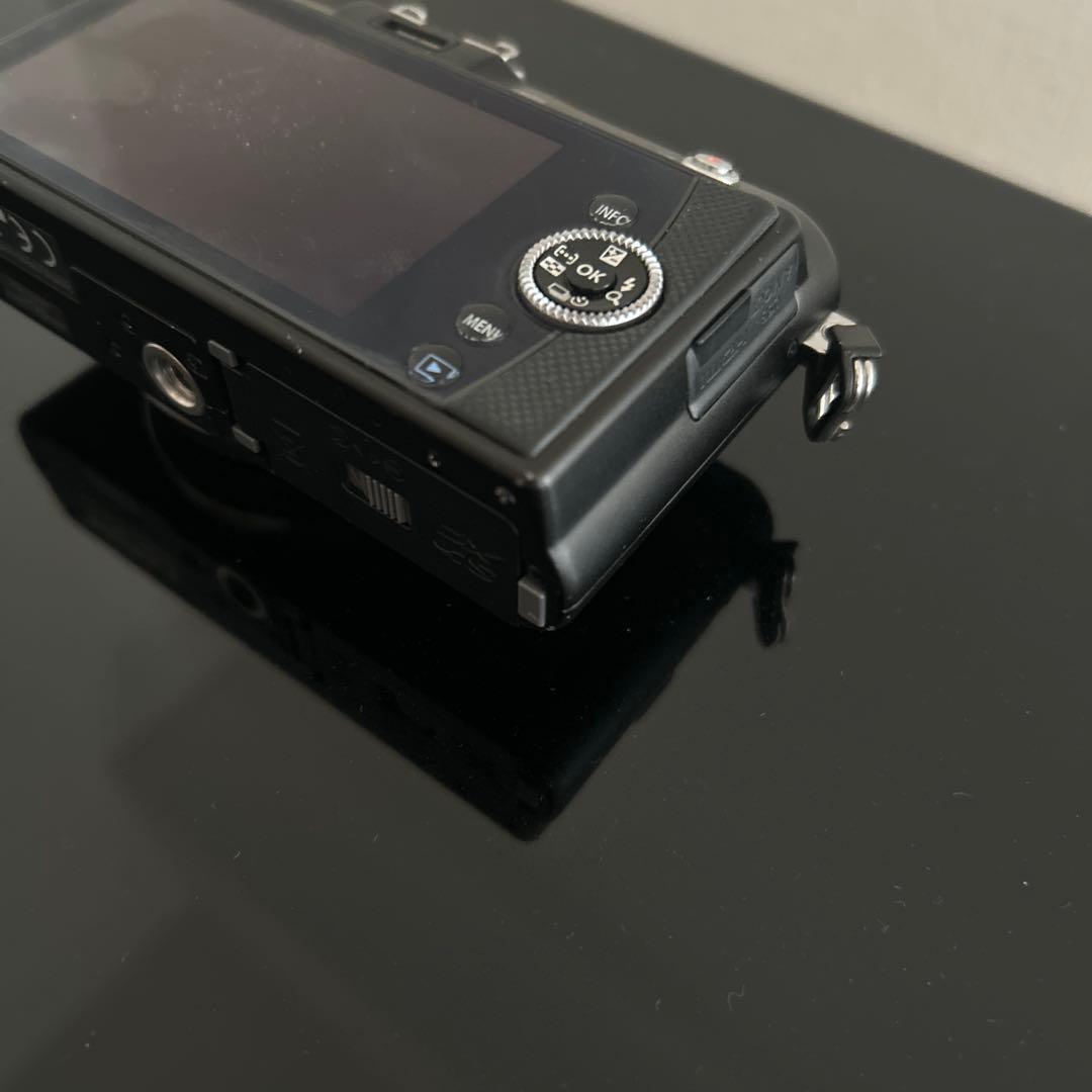 ジャンク品　OLYMPUS E-PM1 ブラック レンズ付き