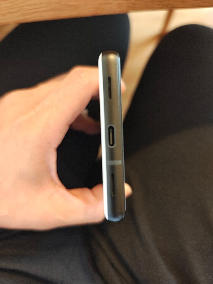 Pixel6a 美品　チョーク　正規ケース付き