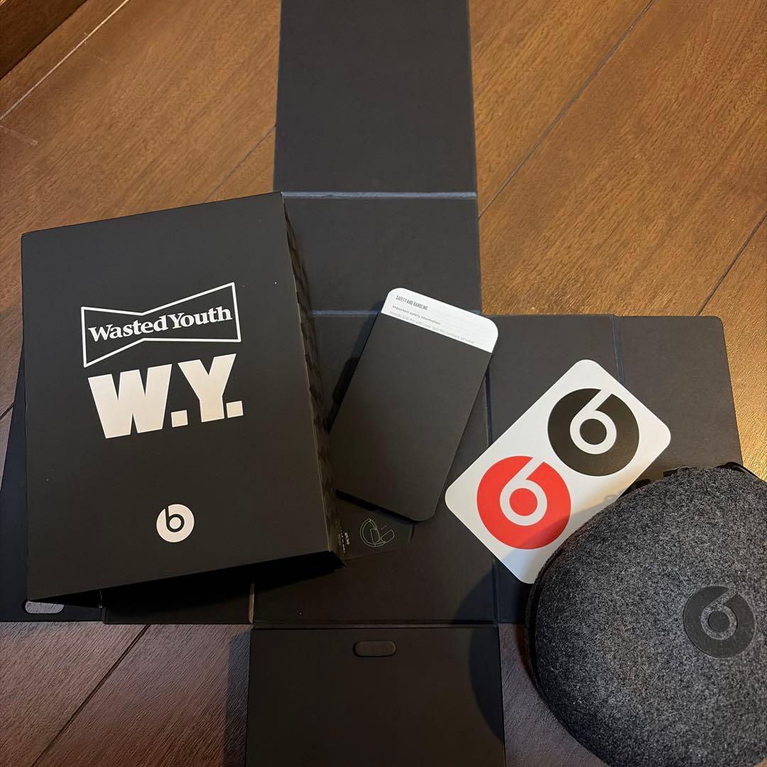 Beats Solo Pro Wasted Youth ブラック