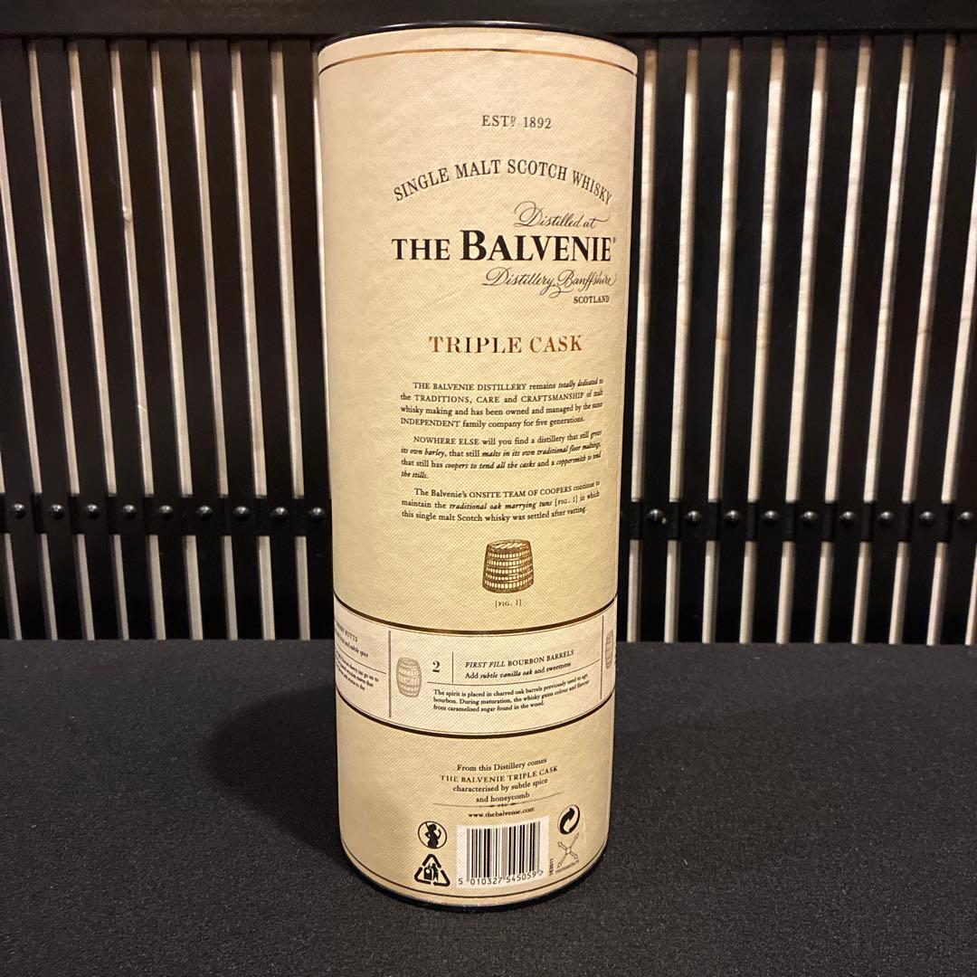 ‪古酒 ヴァルベニー 12年 スコッチ トリプルカスク 箱入り（新品未開封）