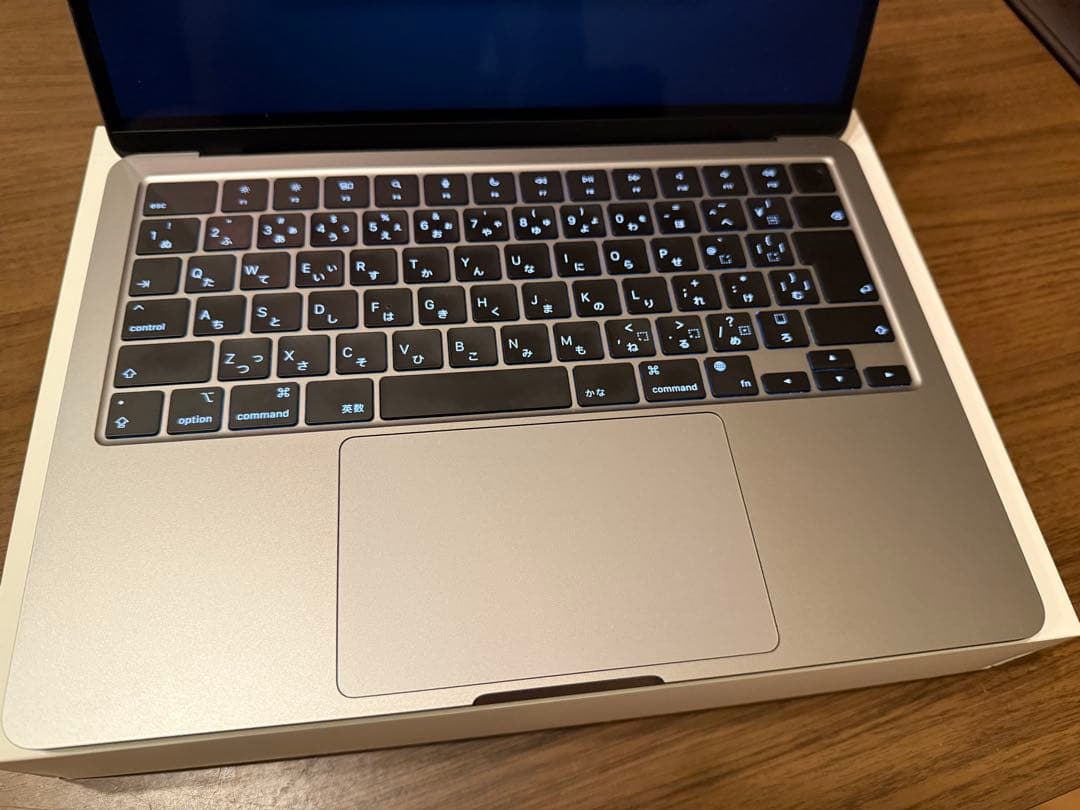 MacBook本体 MacBookAir/M2/13.6inch/8GB/SSD256GB