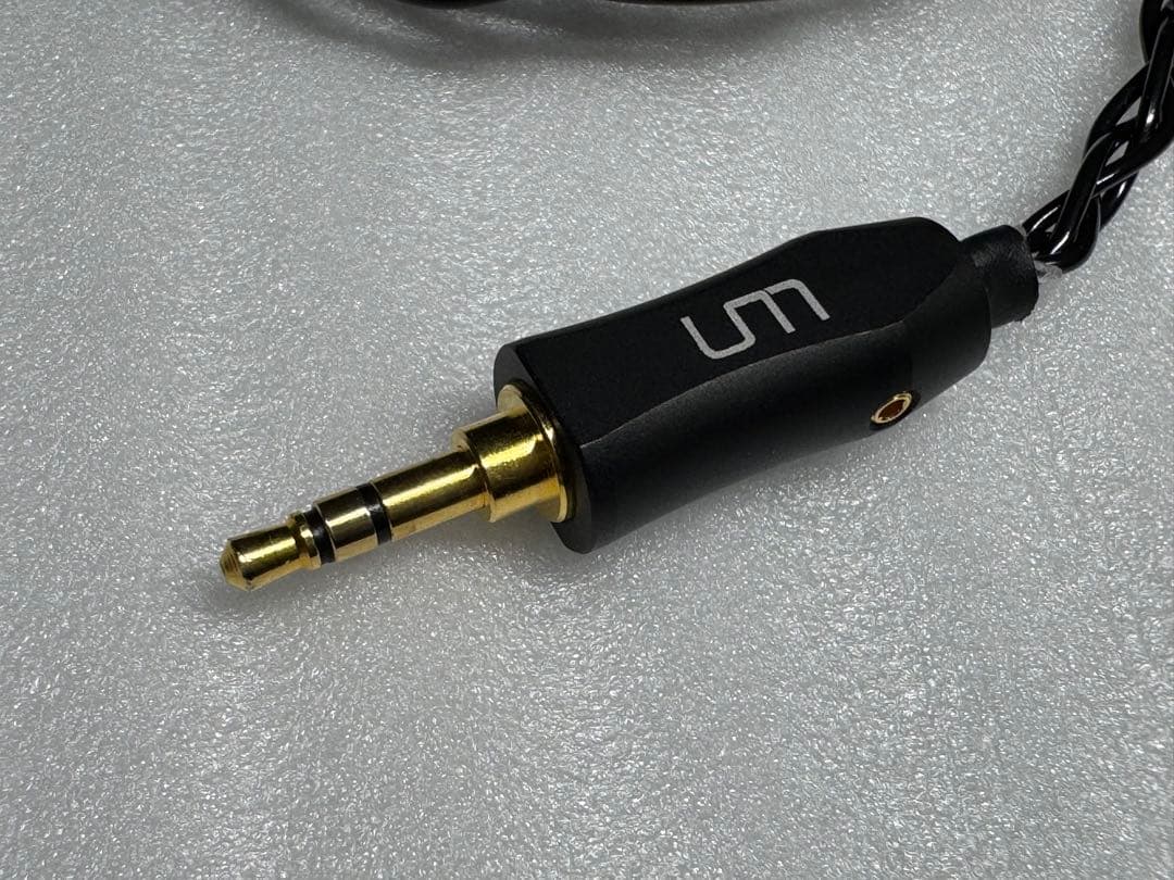 イヤホン Unique Melody MEXT