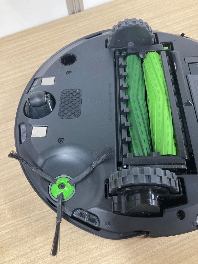 ✨iRobot Roomba j7 本体 掃除機 クリーナー ルンバj7