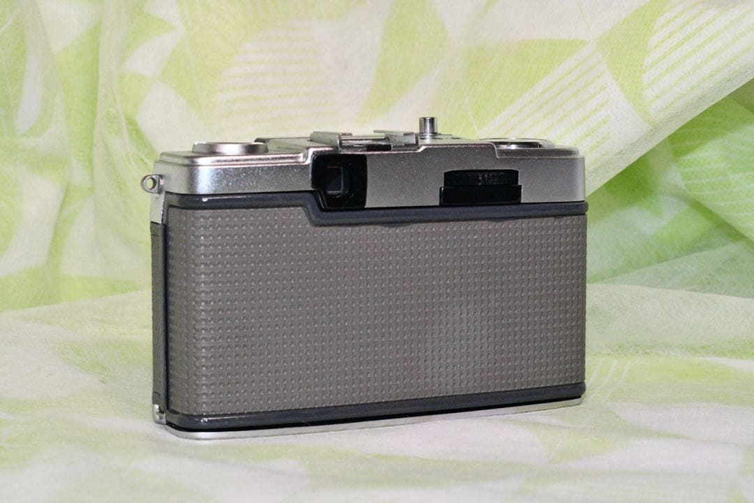 《動作品》OLYMPUS-PEN EES-2 a360