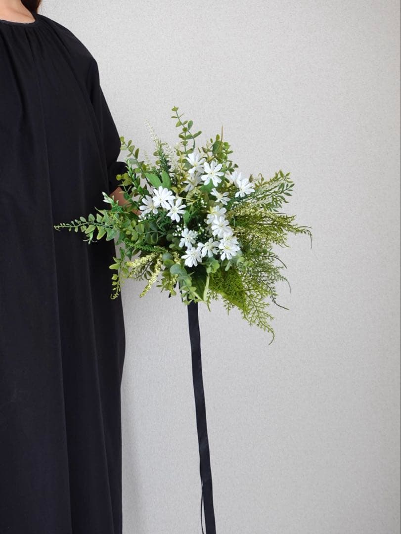 ホワイト×グリーンのナチュラルブーケ　アーティフィシャルフラワー　結婚式　前撮り