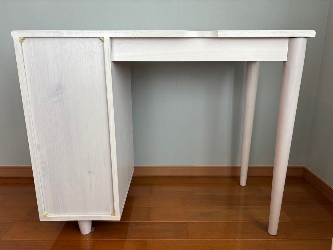 ホワイト木製デスク 引き出し付き