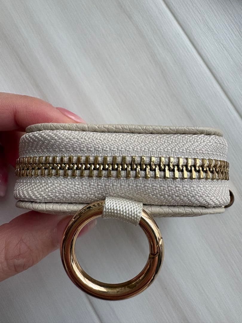 CUSTYPE iPhoneケース ベージュ iPhone16