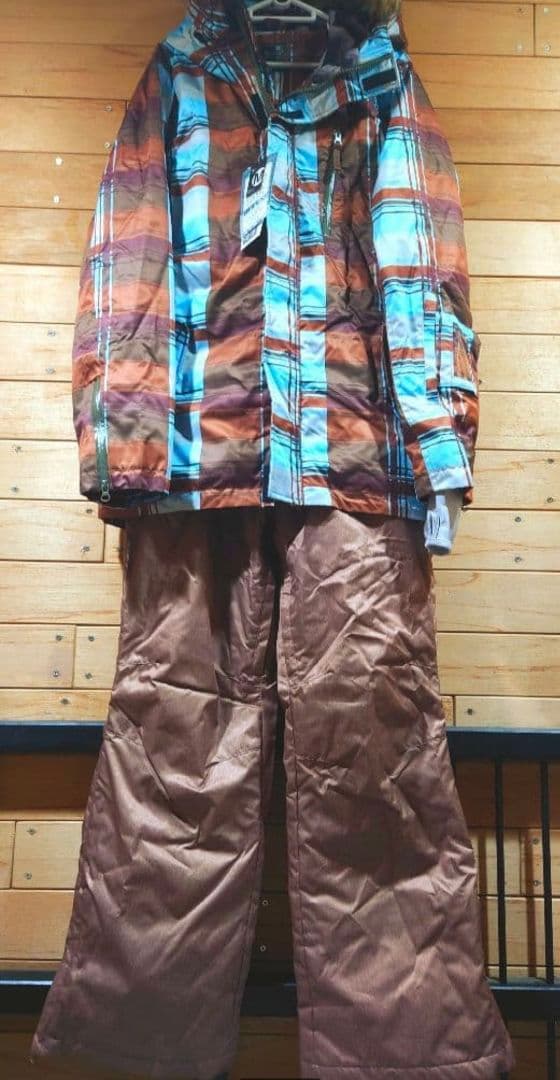 新品スキーウェア(スノボーウェア)SECRET GARDENシークレットガーデン