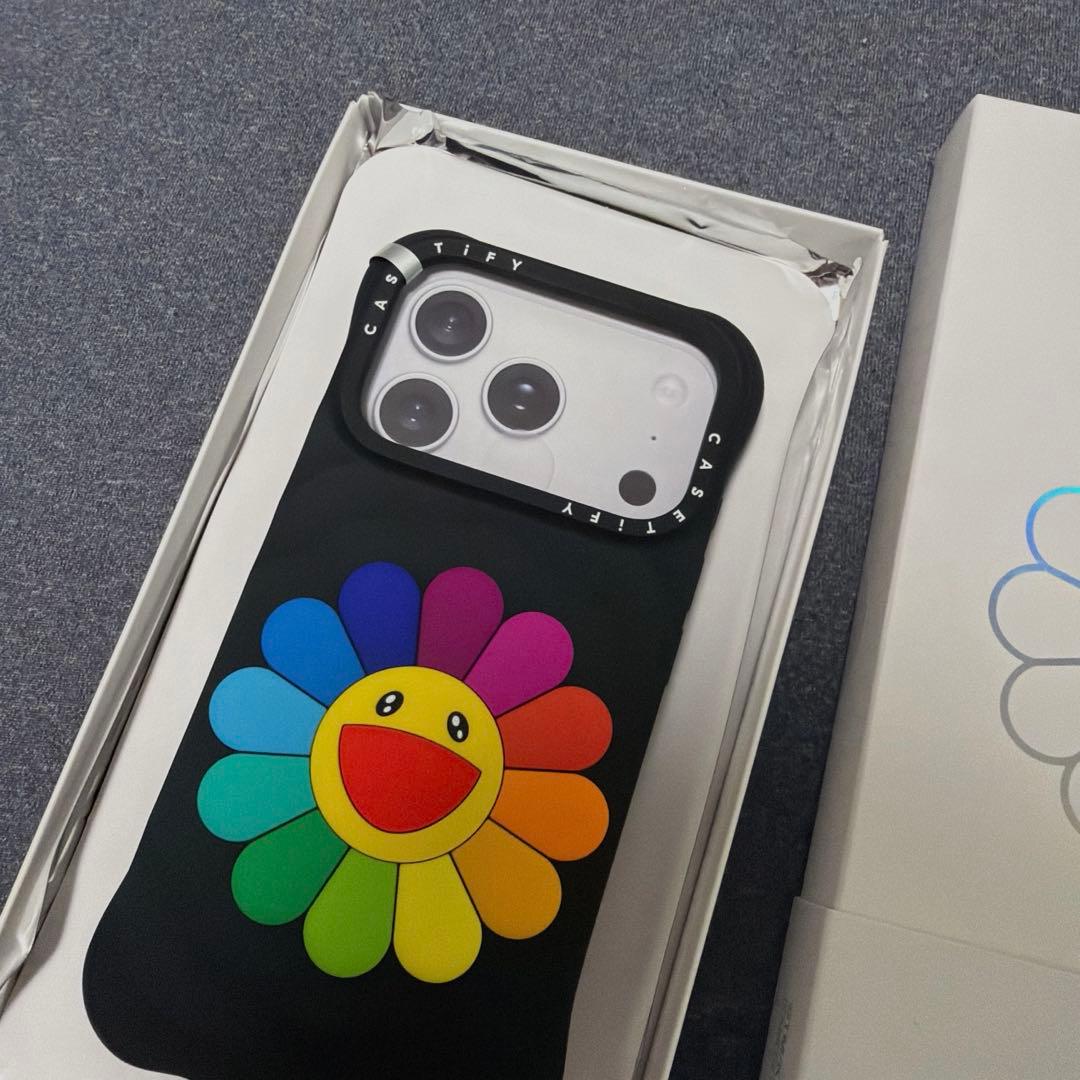 CASETiFY 村上隆 スペシャルエディションレインボーiPhone17pro