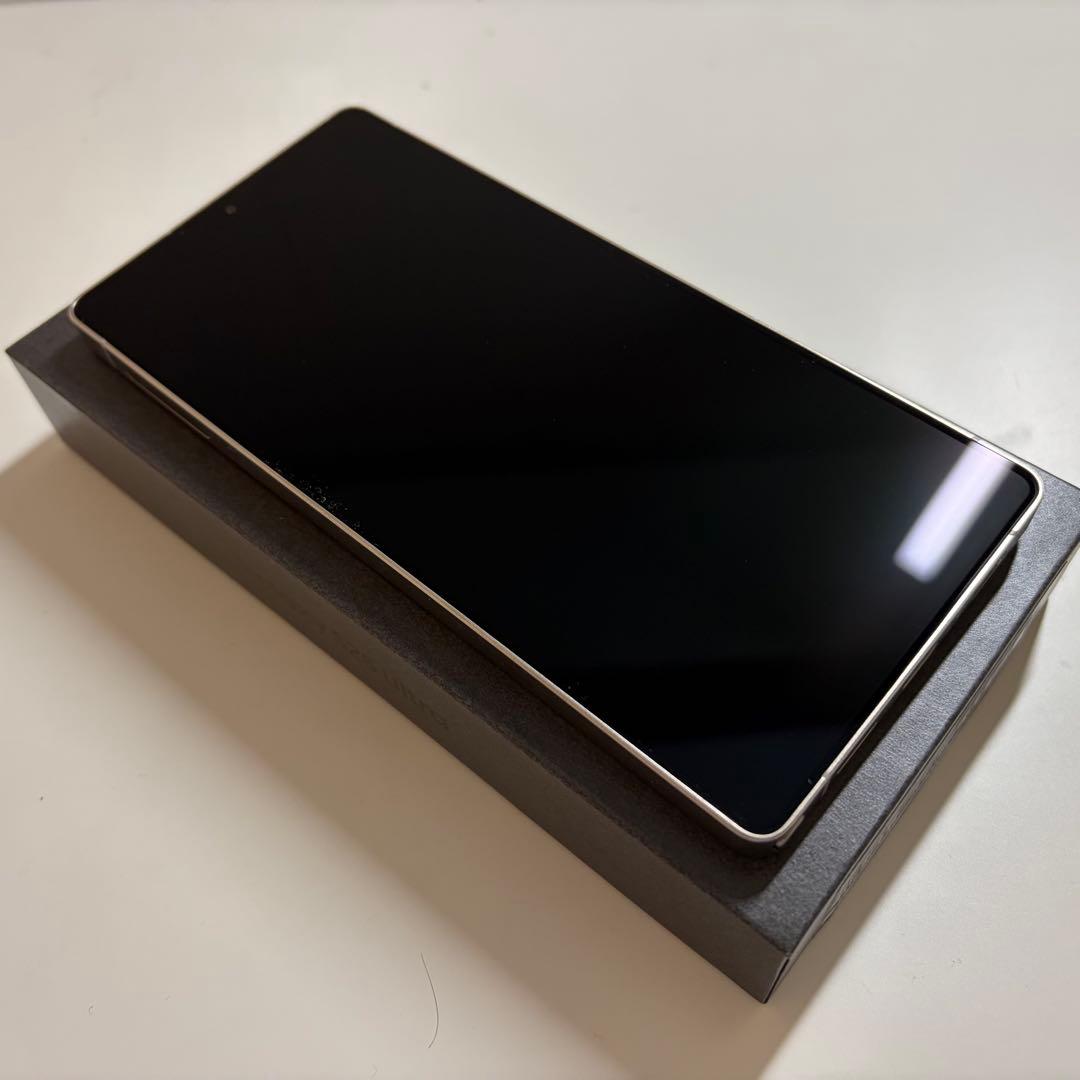 Galaxy S25 Ultra 256GB 国内版 チタニウムジェードグリーン